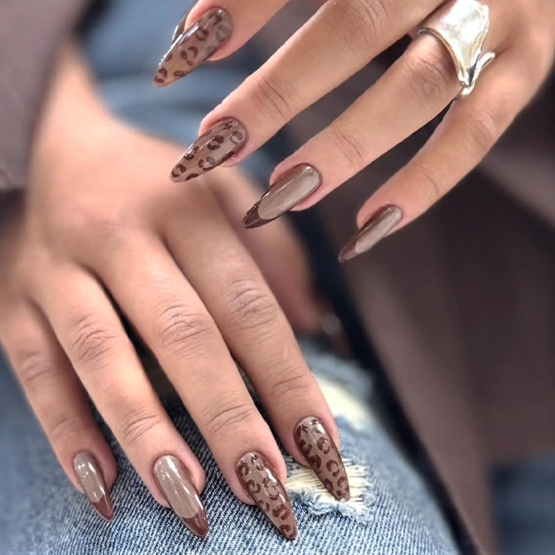 Trendy Press-On Nail Set Acalora
