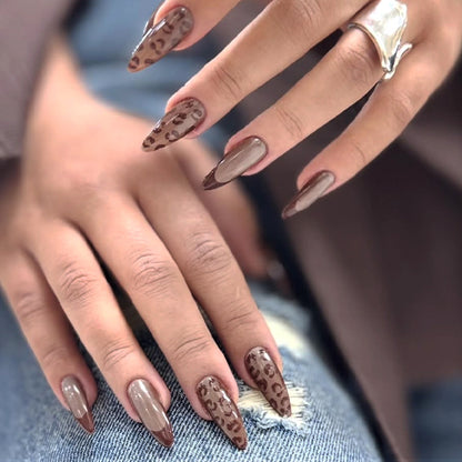 Trendy Press-On Nail Set Acalora
