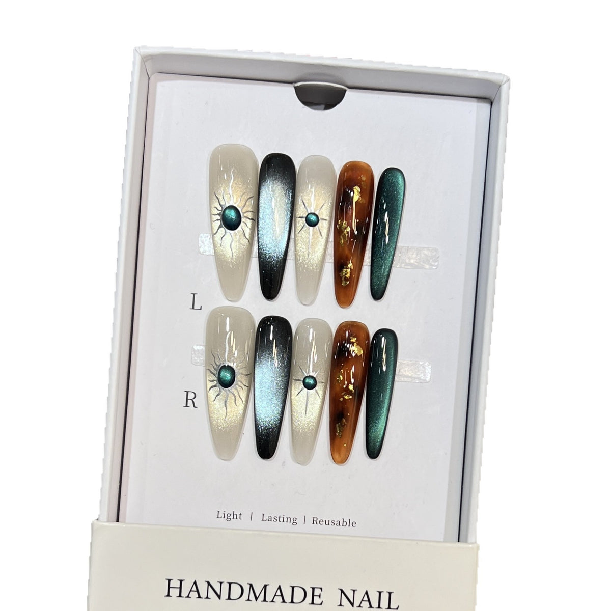 Extravagant Press-On Nail Art Set with Cosmic Theme Acalora
