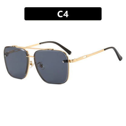 Women square sunglasses with protective lenses and modern metal frame Bowlift