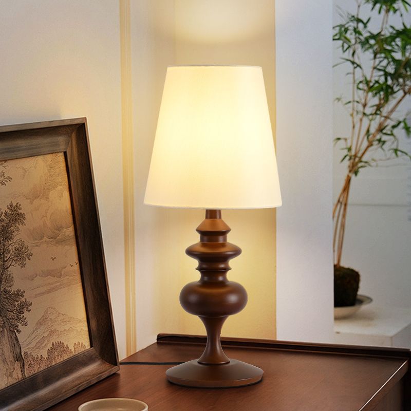 Vintage Floral Table Lamp