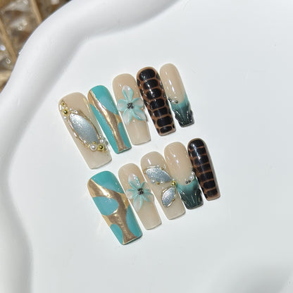 Artistic Press-On Nail Art Set with Floral and Geometric Designs Acalora