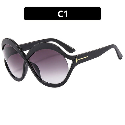Ladies extravagant shaped sunglasses Bowlift