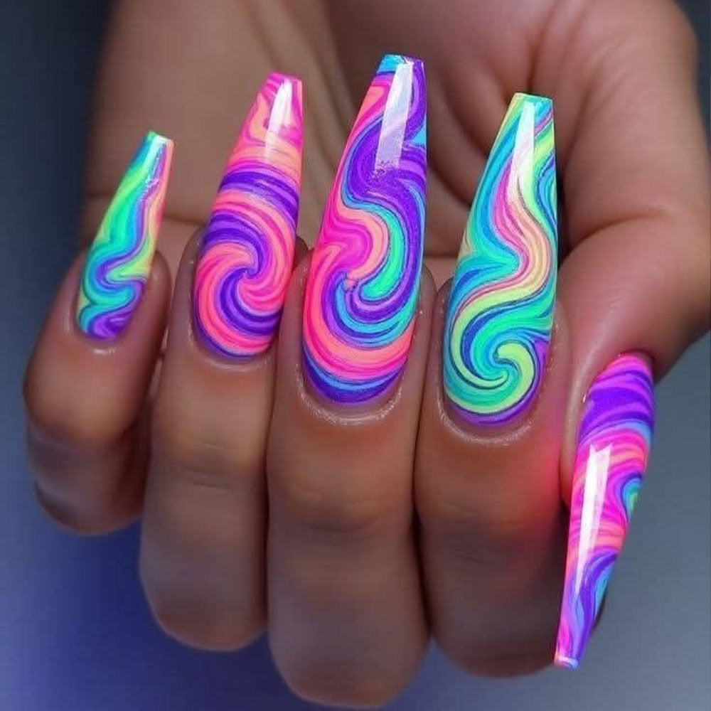 Artificial nails with colorful spiral patterns Acalora