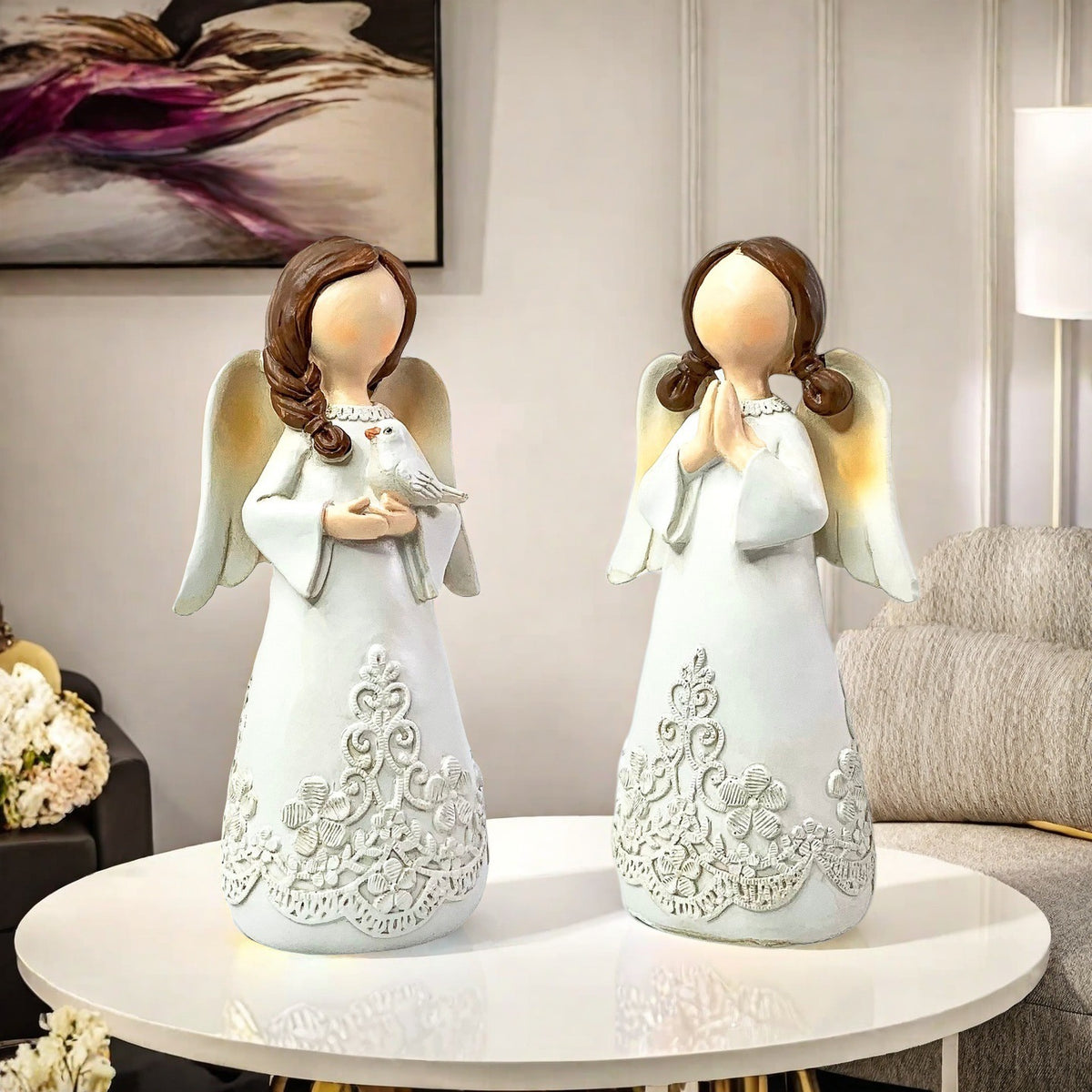 Angel-like decorative figure Acalora