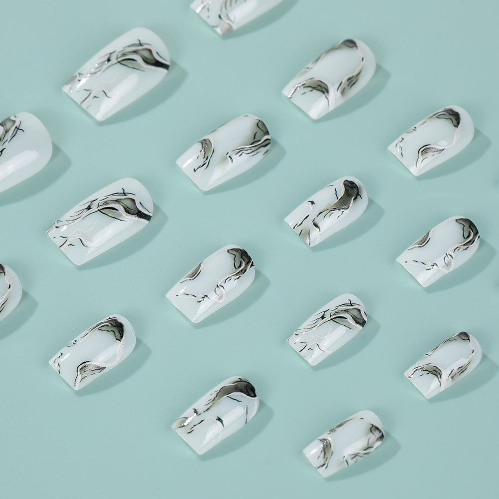 Artificial nails in an elegant minimalist style Acalora