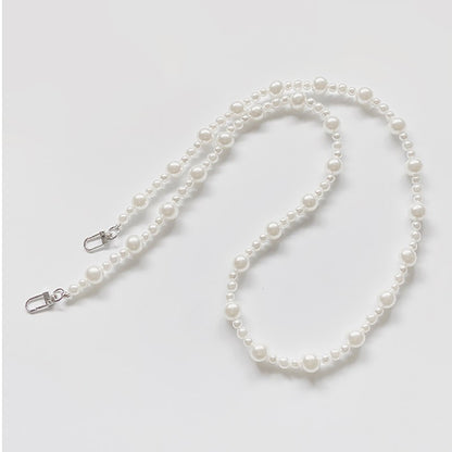 Heart-Designed Beaded Eyewear Chain Acalora