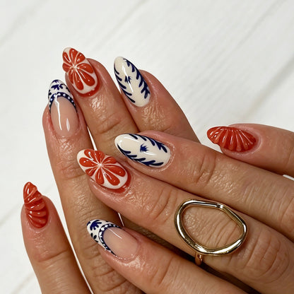 Floral Artistic Press-On Nail Set Acalora