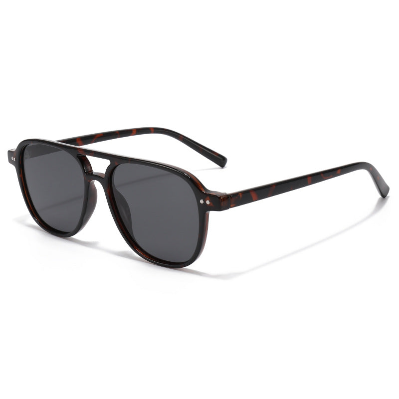 Women's designer sunglasses with fashionable tortoiseshell frame and UV protection Karnz
