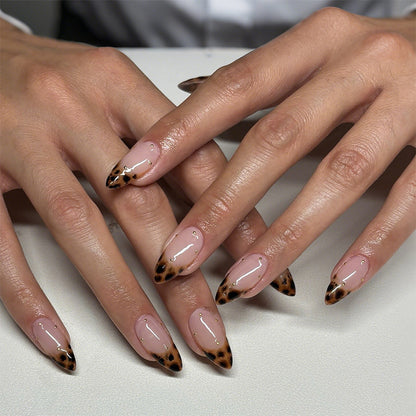 Stylish Faux Leopard Press-On Nails Acalora