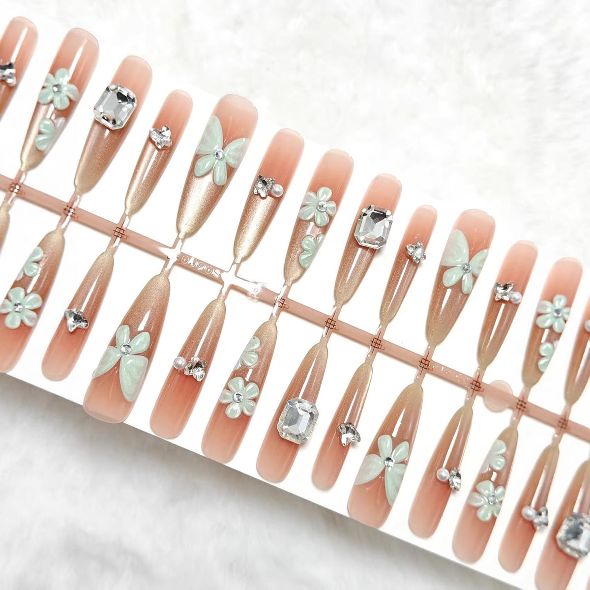 Artificial nails with floral and glamorous design Acalora