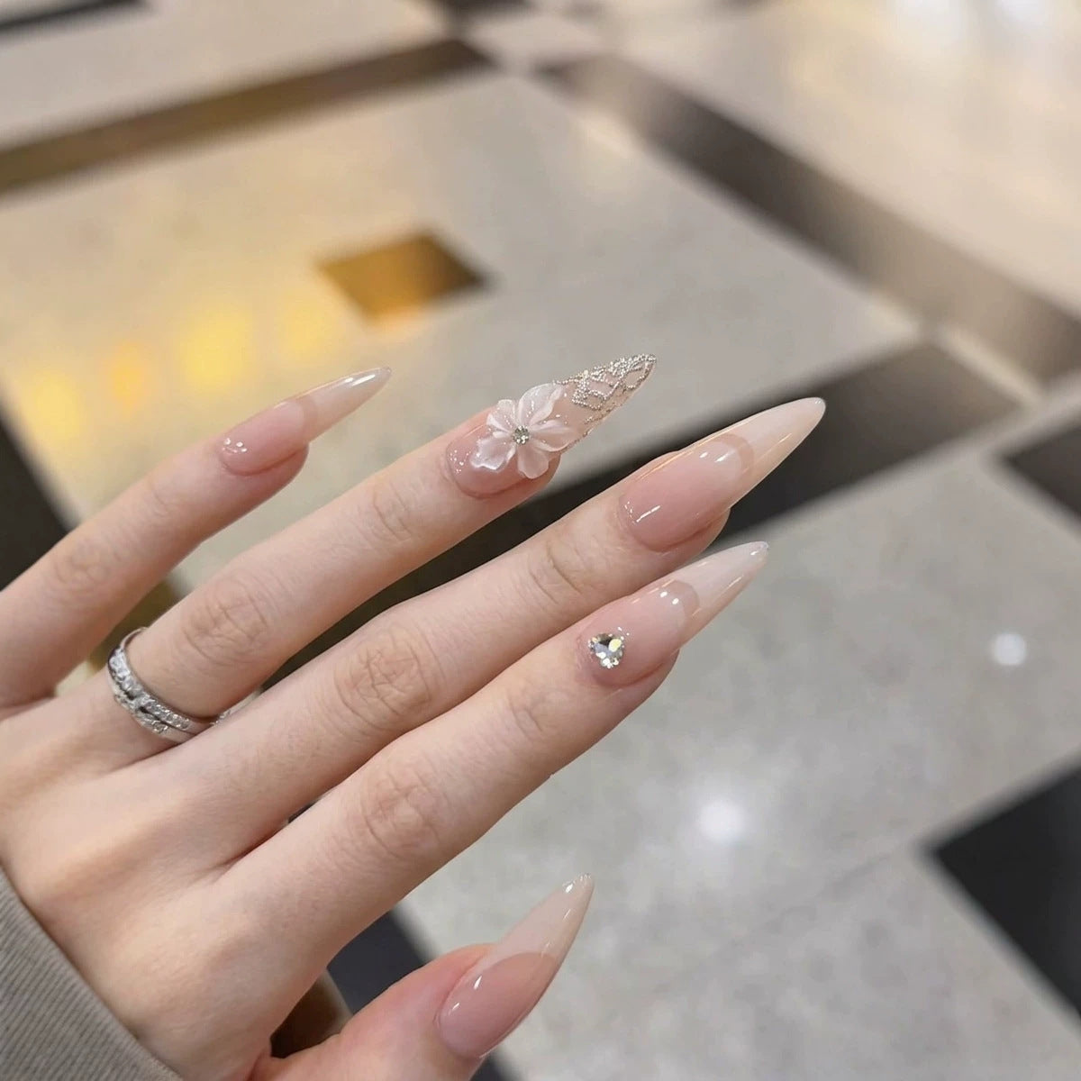 Elegant Stiletto Press-On Nail Art Set with Floral Accents Acalora
