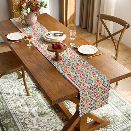 Elegant Floral Patterned Table Runner