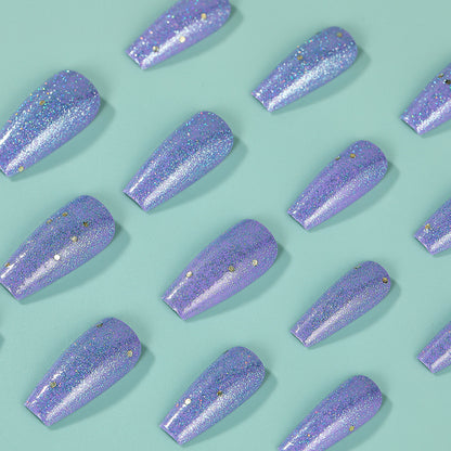 Glittering artificial nails in an elegant color scheme Acalora