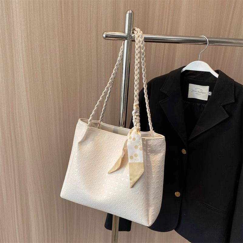 Stylish Designer Tote Acalora