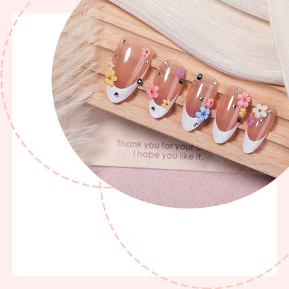 Decorative Press-On Nail Set with Floral Embellishments Acalora