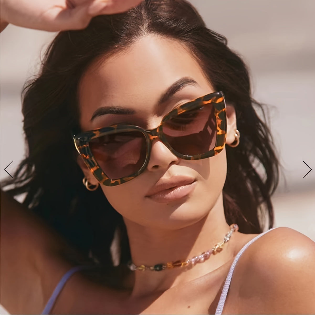 Women's modern Cat-Eye sunglasses with clear frame and UV protection Karnz