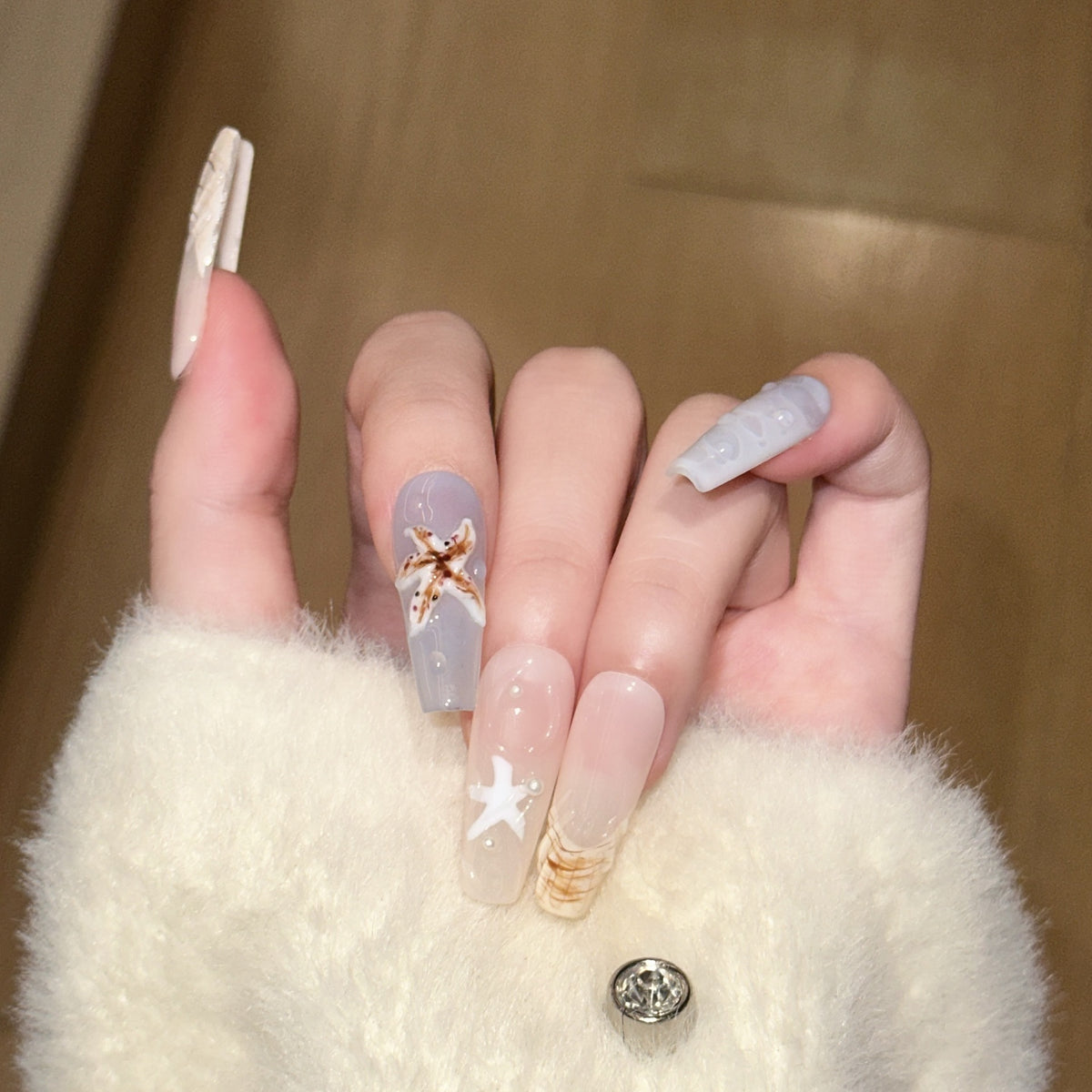 Handmade Coastal-Inspired Press-On Nail Set Acalora