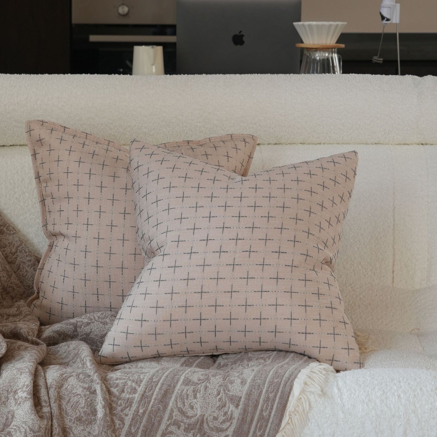 Geometric Pattern Textured Throw Pillow