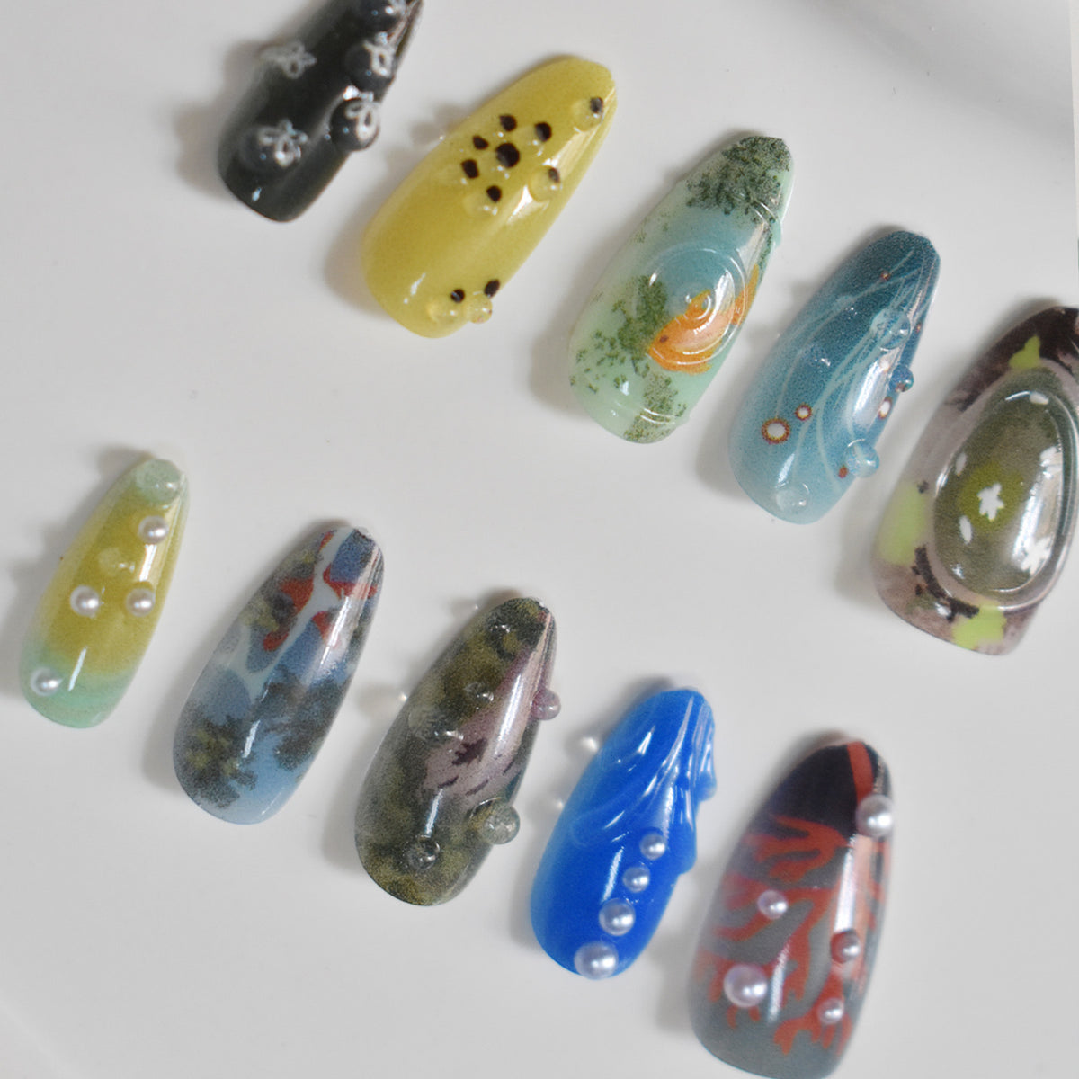 Artistic Ocean-Inspired Press-On Nails Acalora
