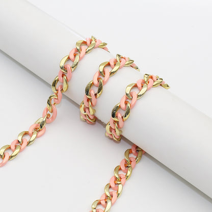 Stylish Chain Eyewear Holder Acalora