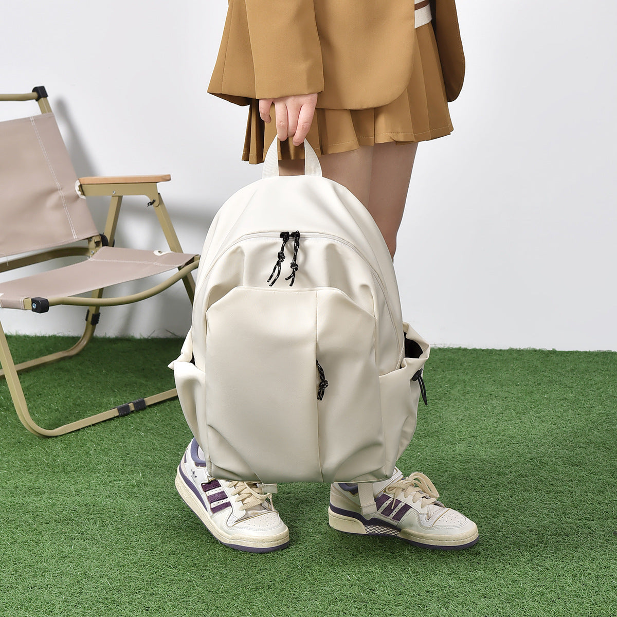 Versatile Everyday Backpack with Ergonomic Design Acalora