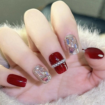 Glamorous artificial nail set with sparkling 3D applications and elegant embellishments Acalora