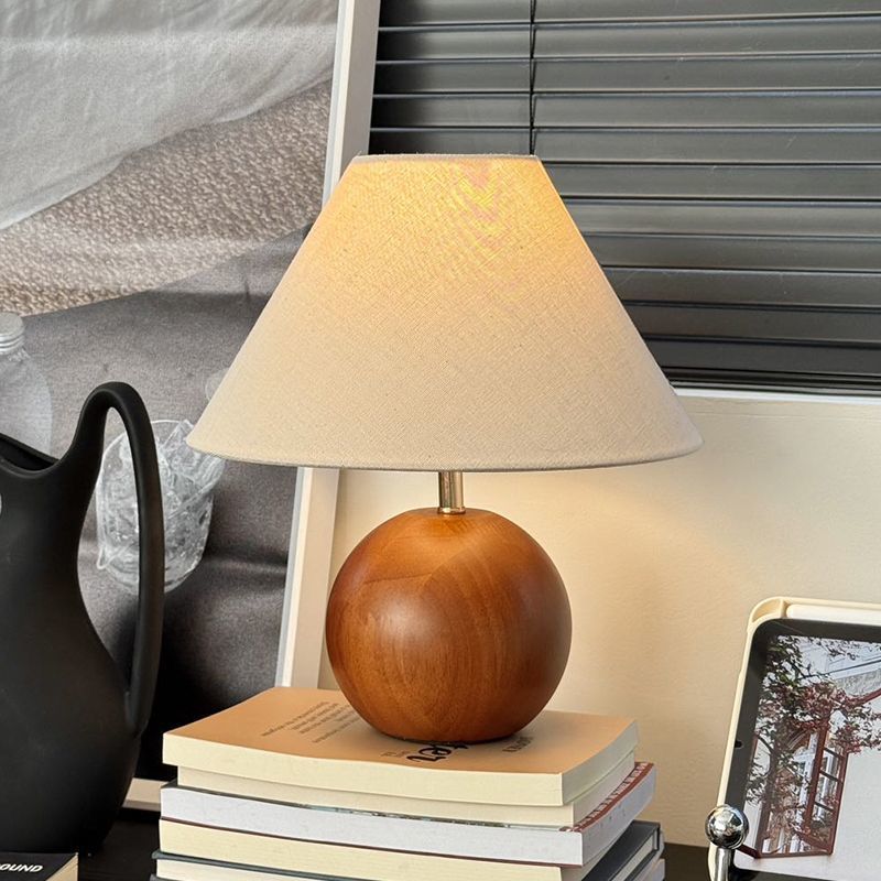 Artistic Floral Shade Table Lamp