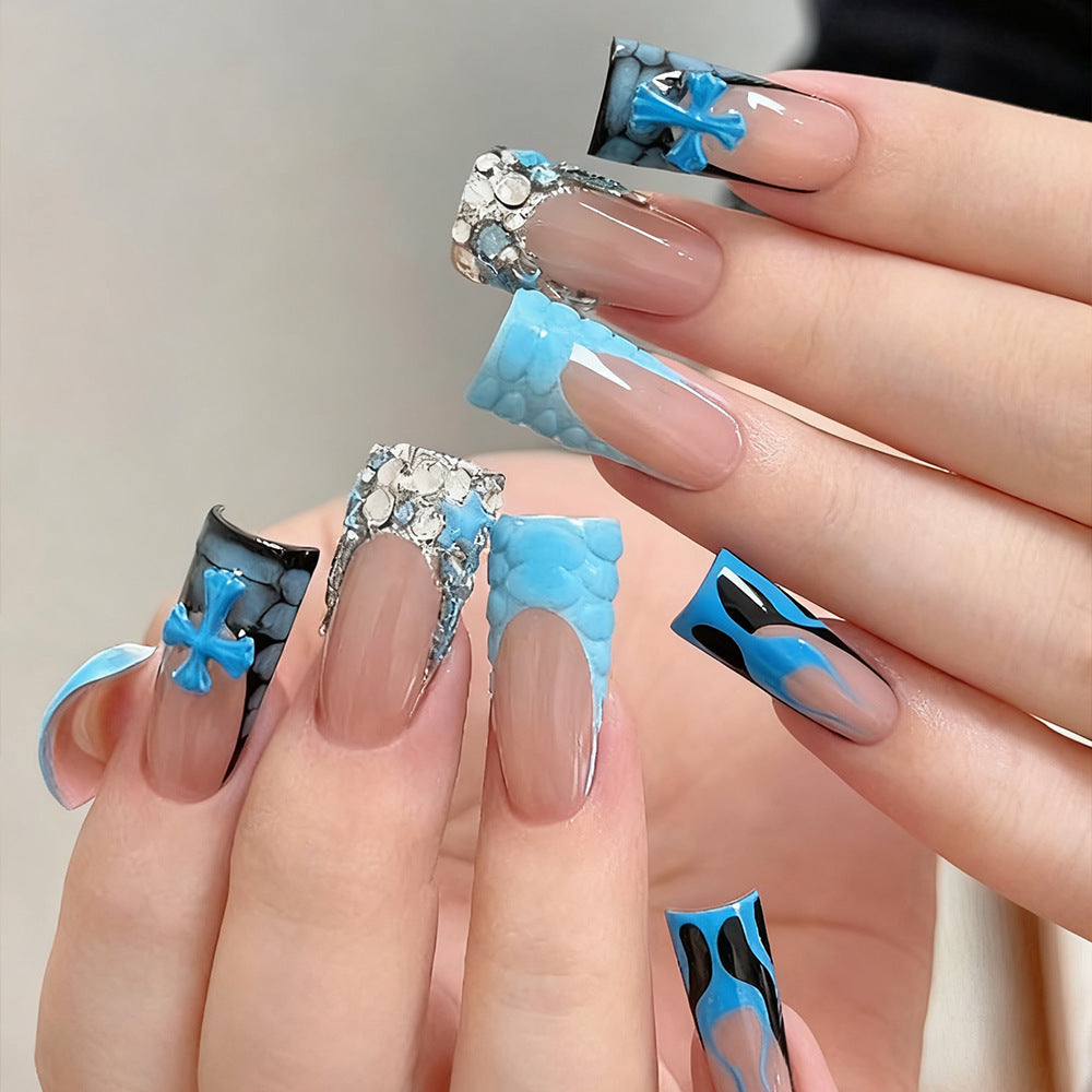 Artificial nails in a playful flower design with glittering accents Acalora