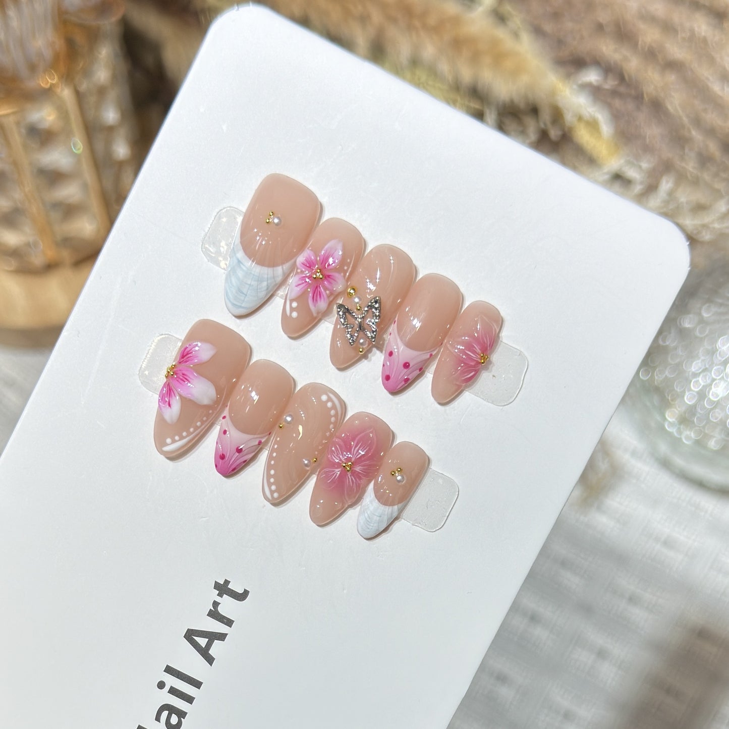 Floral Accent Press-On Nail Art Set Acalora