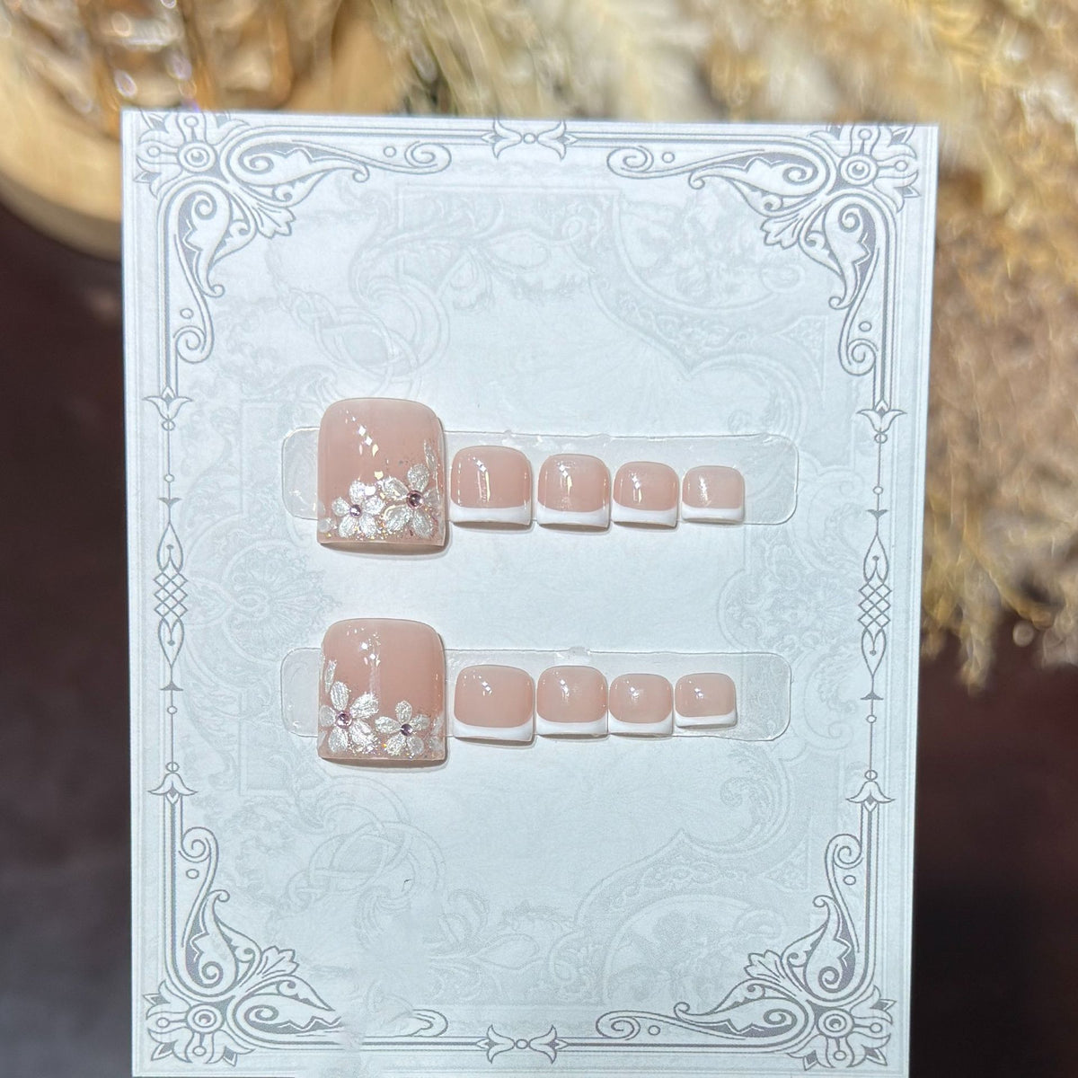 Floral-Inspired Press-On Nail Set Acalora