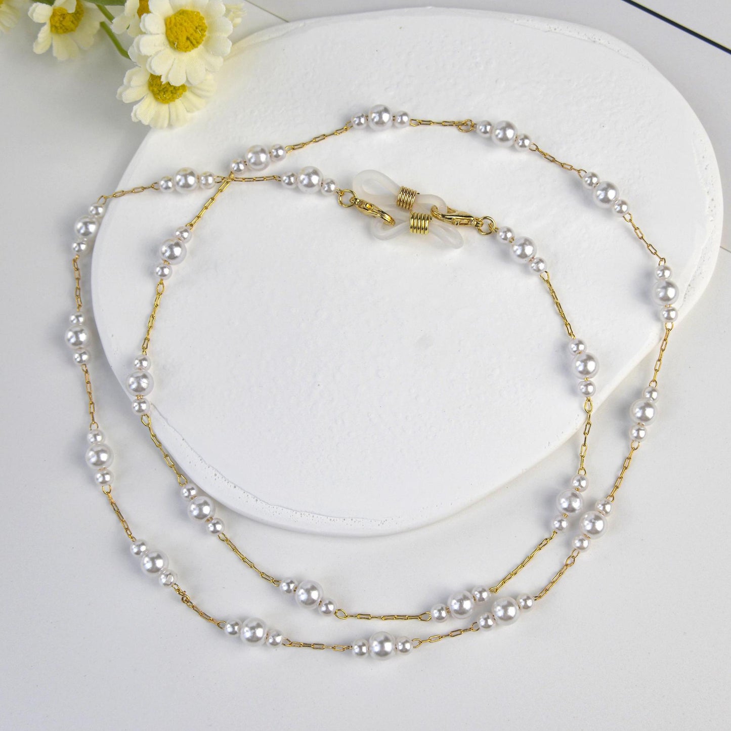 Elegant Pearl Beaded Eyewear Chain Acalora