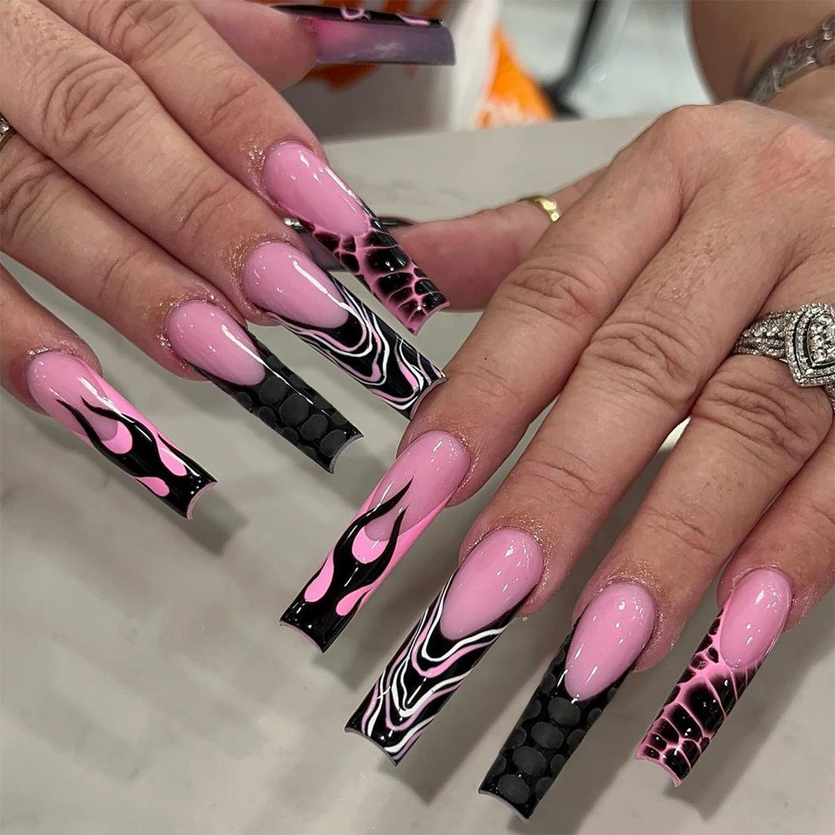 Artistic Press-On Nail Set with Flame Design Acalora