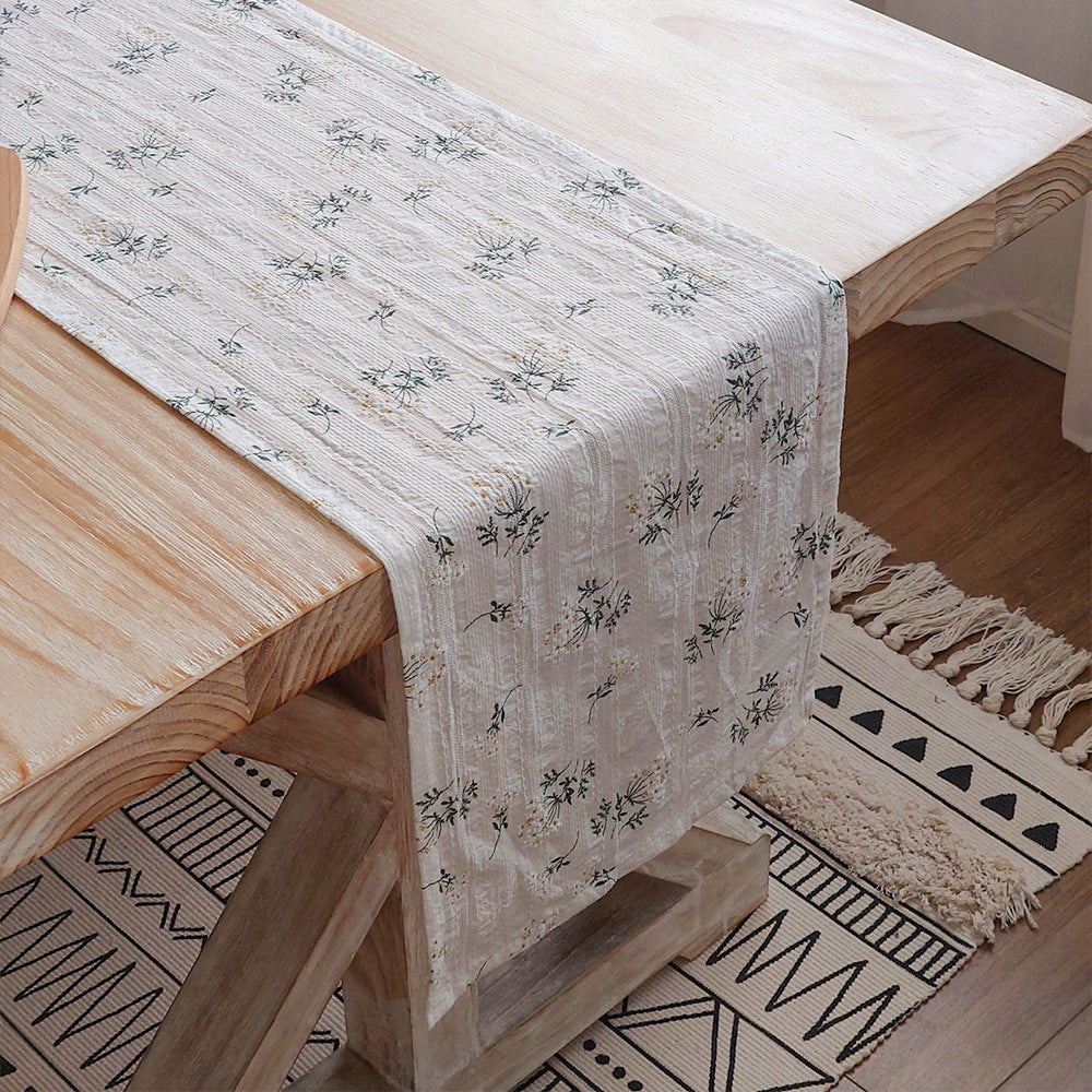 Decorative Floral Patterned Table Runner