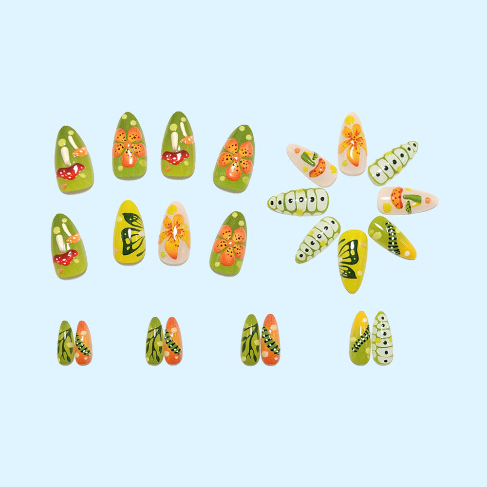 Artificial nails in forest style with floral and mushroom-shaped designs Acalora