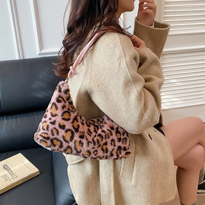 Chic Faux Fur Crossbody Bag Acalora