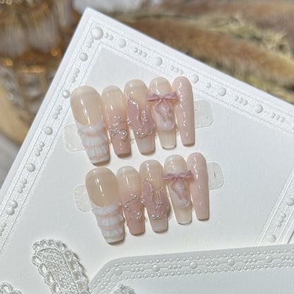 Artistic Decorative Press-On Nail Set Acalora