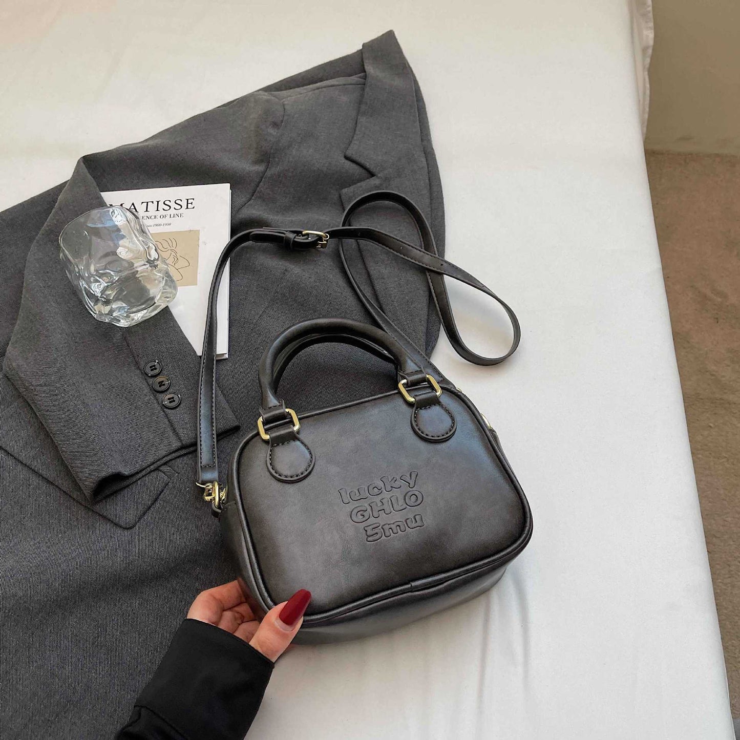 Vintage-Inspired Structured Handbag Acalora