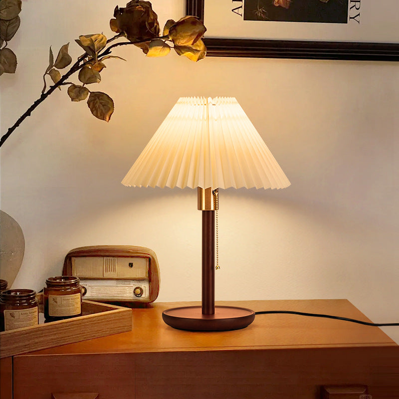 Modern Pleated Fabric Table Lamp