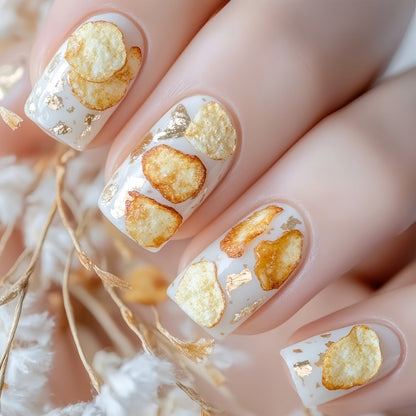 Creative artificial nails in natural vintage design Acalora