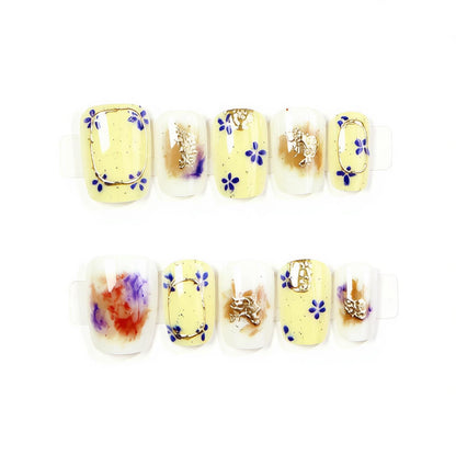 Floral Decorative Press-On Nail Art Set Acalora