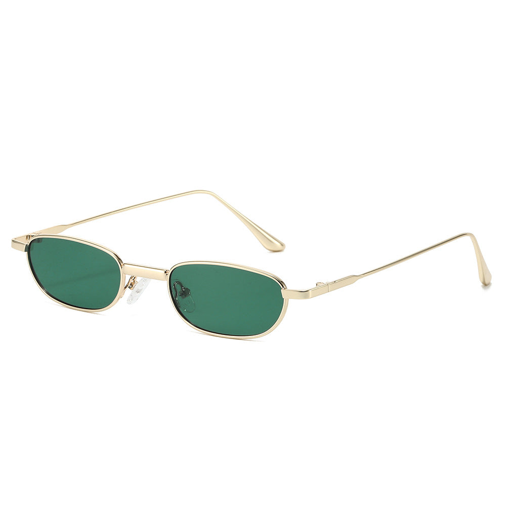 Women elegant and minimalist sunglasses frame Bowlift