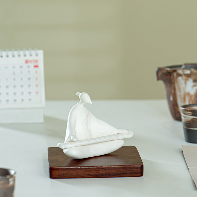 Meditative Sculpture Acalora