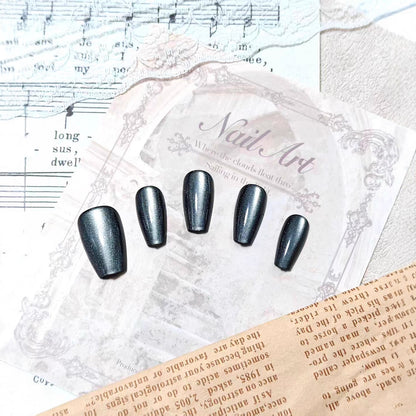 Nail art set with elegant metallic finish Acalora