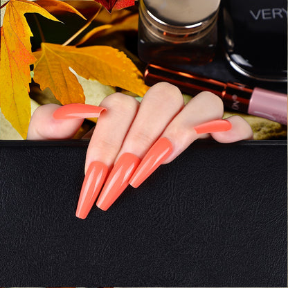 Artificial nails with elegant design Acalora