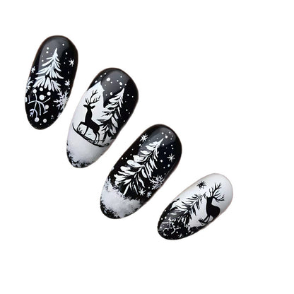 Snowy Winter-Themed Nail Art Acalora