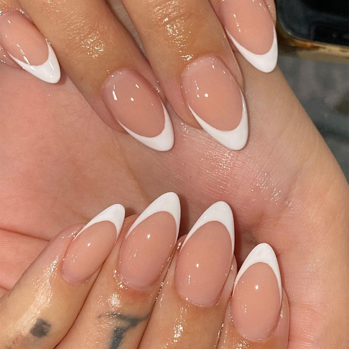 Elegant Stiletto French Tip Press-On Nails Acalora