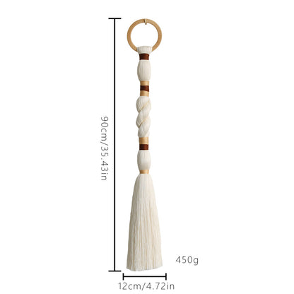 Wall decoration with elegant tassel design