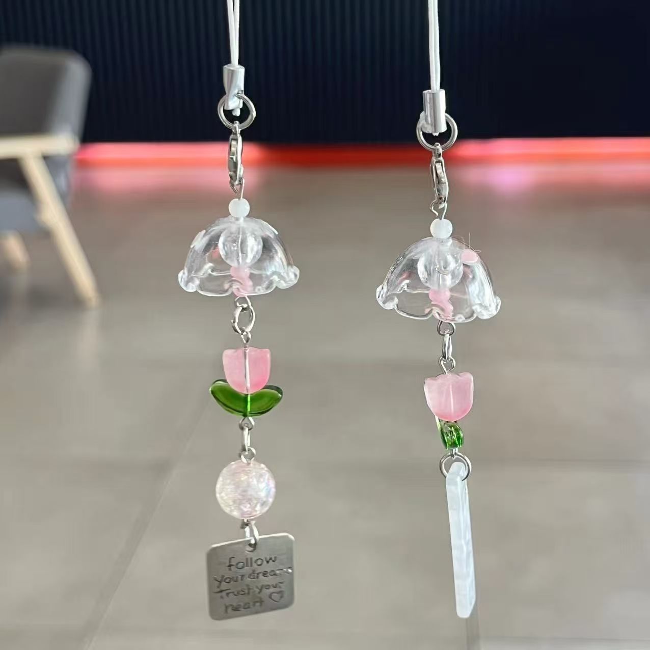 Decorative Floral Pendant Keychain Acalora