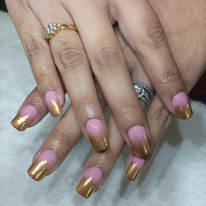 Glamorous artificial nails in elegant gradient Acalora